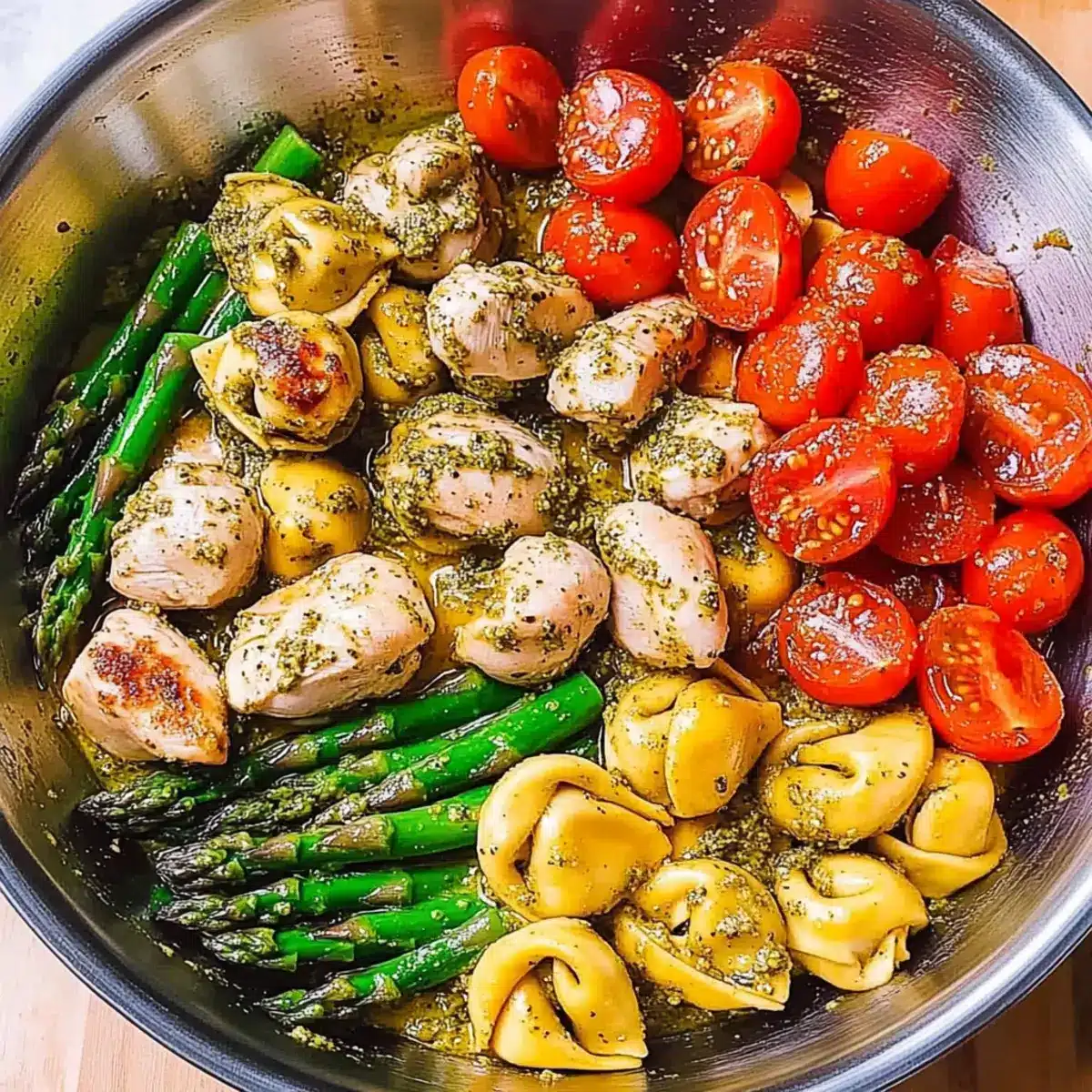 Pesto Chicken Tortellini and Veggies