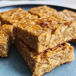 Baked Banana Oatmeal Bars